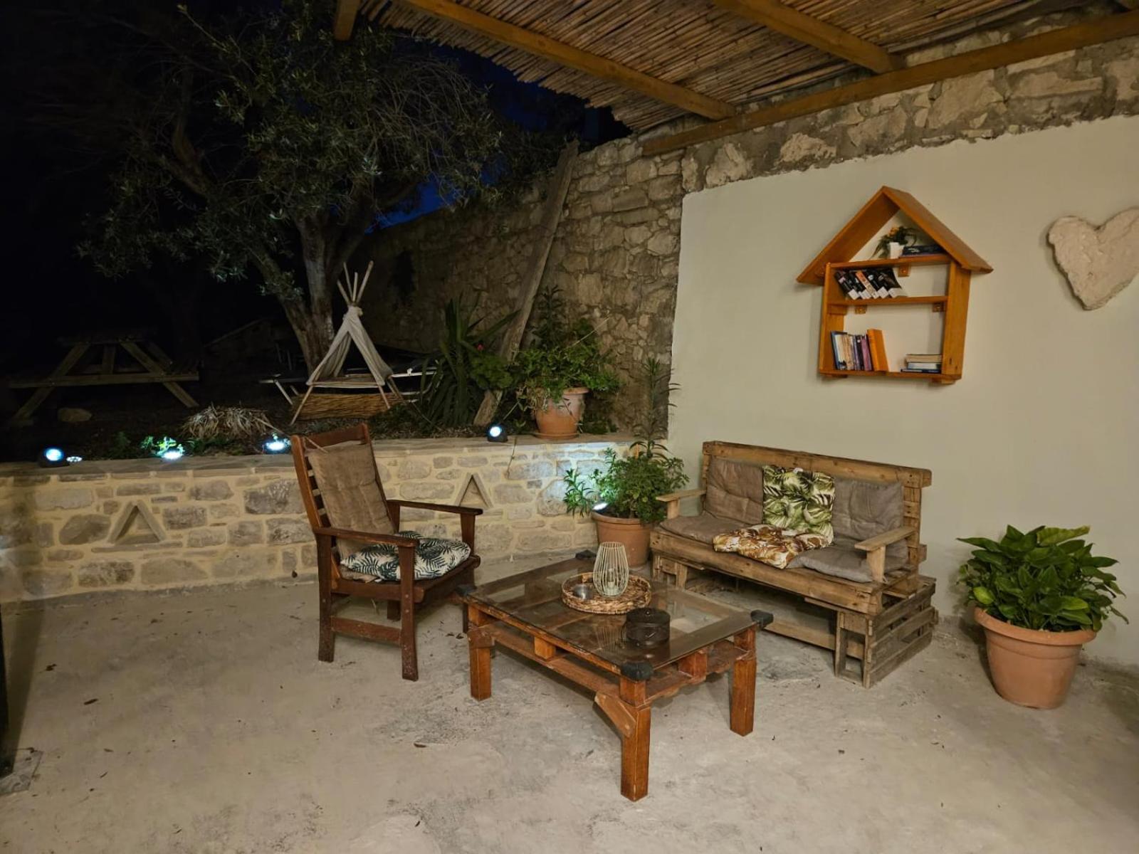 Papas Apartments Moírai Dış mekan fotoğraf